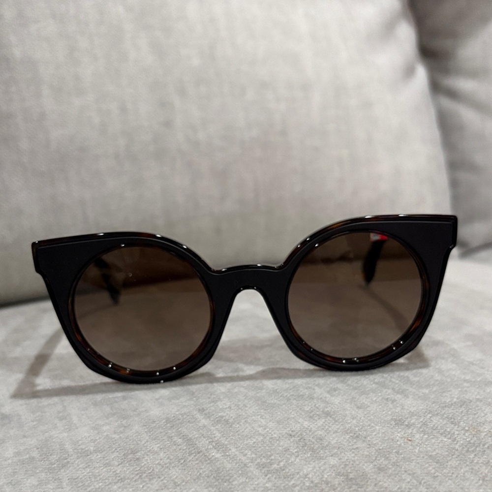 Fendi Black and Brown Sunglasses
